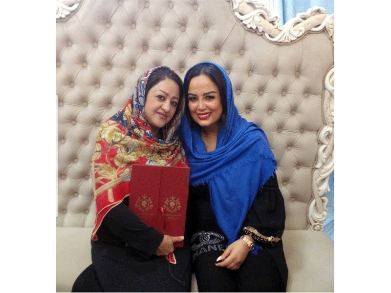 سالن تخصصی کوتاهی و رنگ موی عروس در مشهد