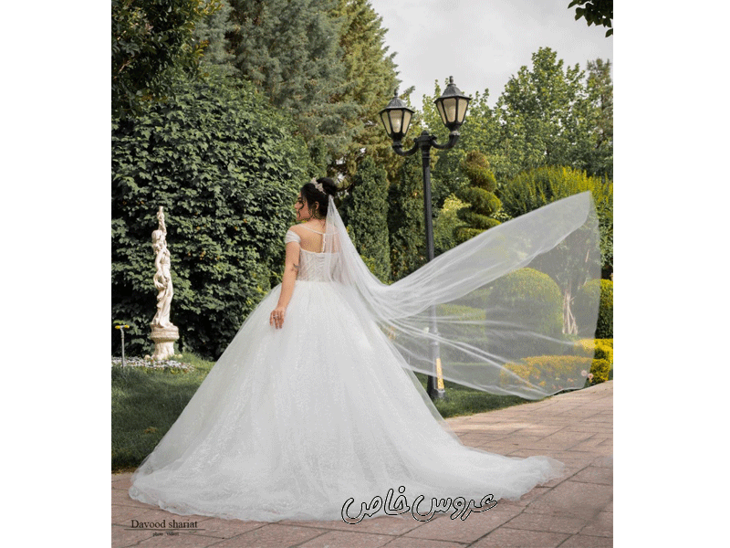 مزون لباس عروس آرینا در مشهد