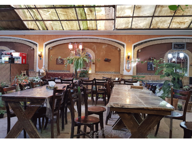 رستوران شب های نطنز در نطنز